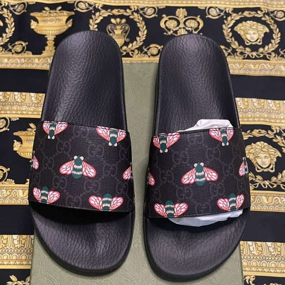 Gucci Supreme GG Bees Rubber Slides Sandals - Picture 1 of 3